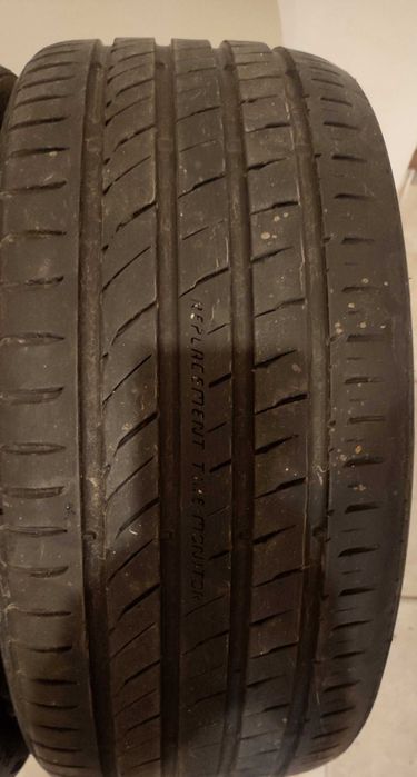 Sprzedam 4 opony letnie 235/40/18