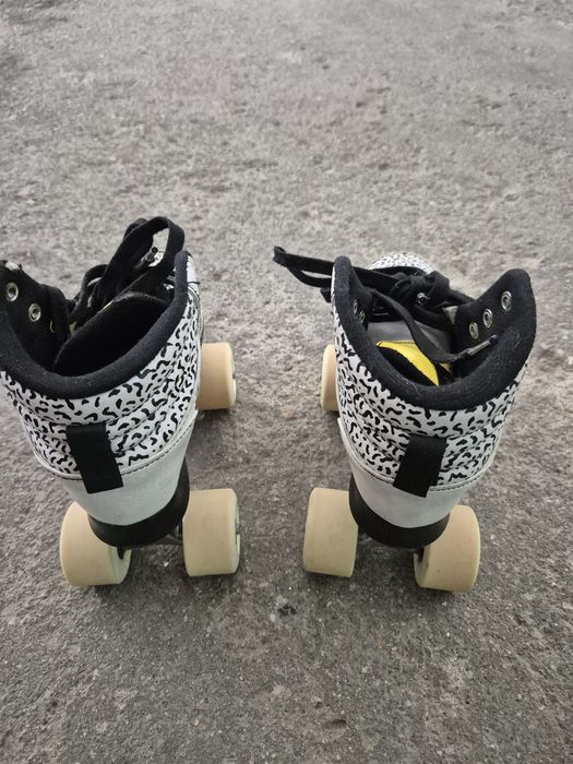 Patins de 4 rodas