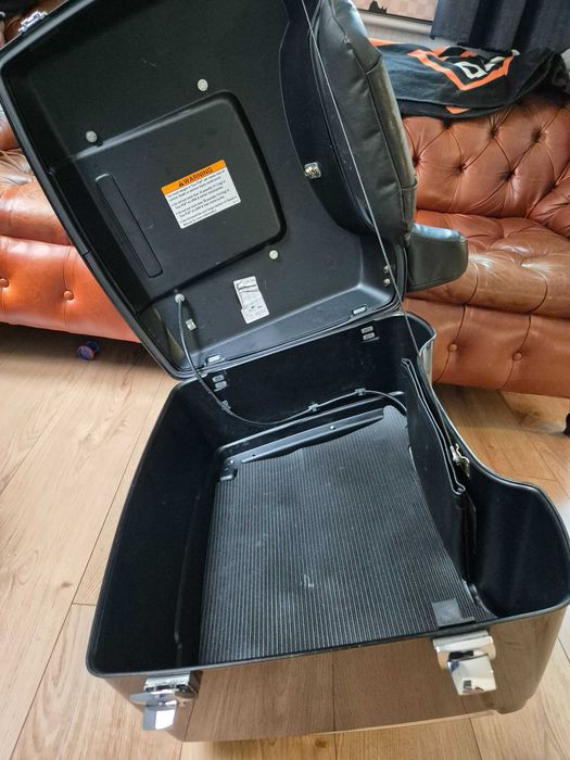 Harley Davidson Tour pak top case Electra Street Road Glide