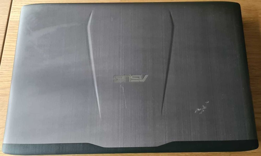 Portátil ASUS ROG FZ50VX