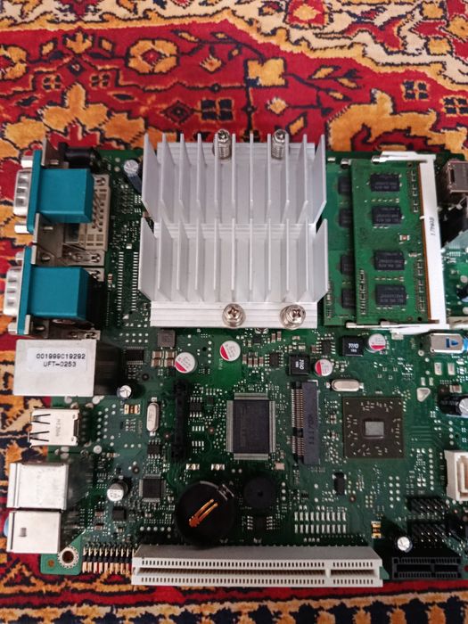 Płyta główna z terminala