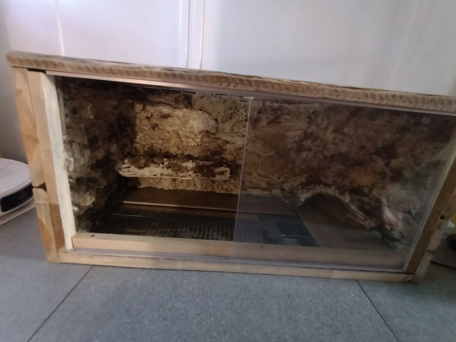 Terrarium 85x38 wys.42