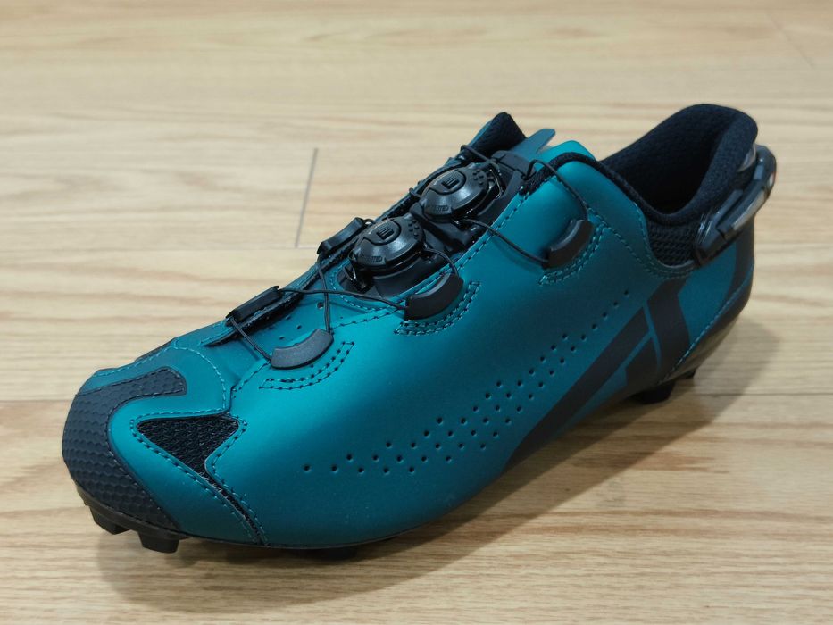 Sapatos de MTB Sidi Tiger 2S SRS Carbon "Novos"