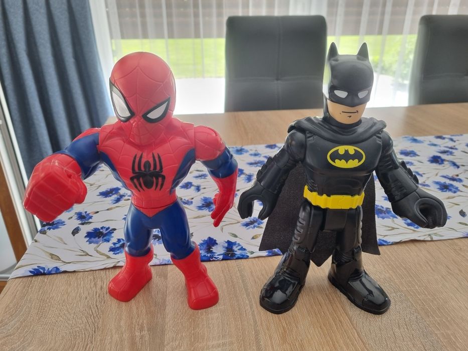 Figurki Batman i Spiderman