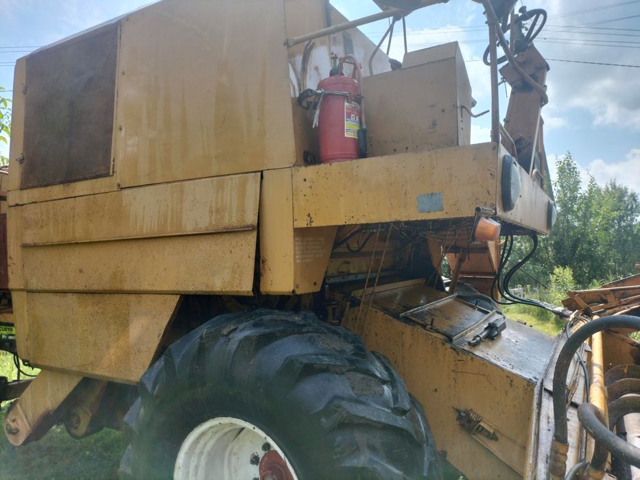 Kombajn zbożowy bizon