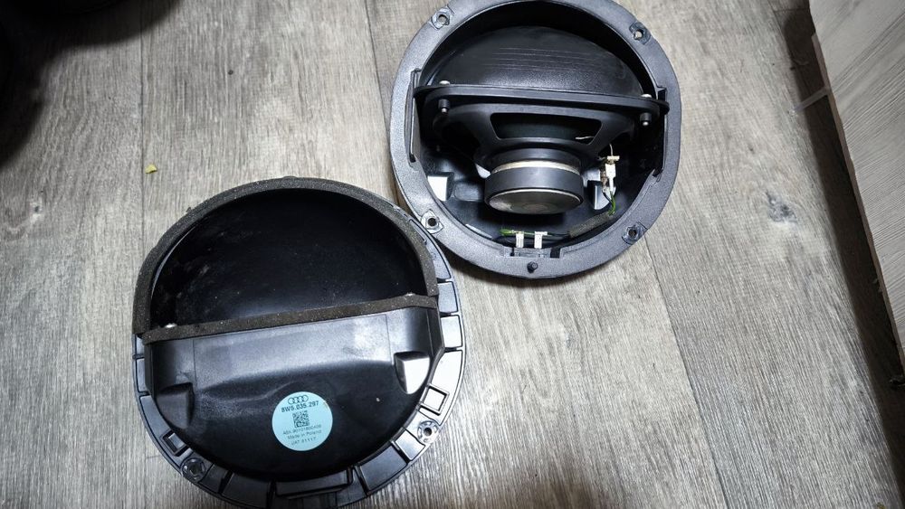 Продам динамики bang and olufsen 8w5035297 audi a4 a5 b9