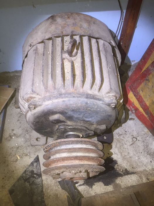 Електро двигуни