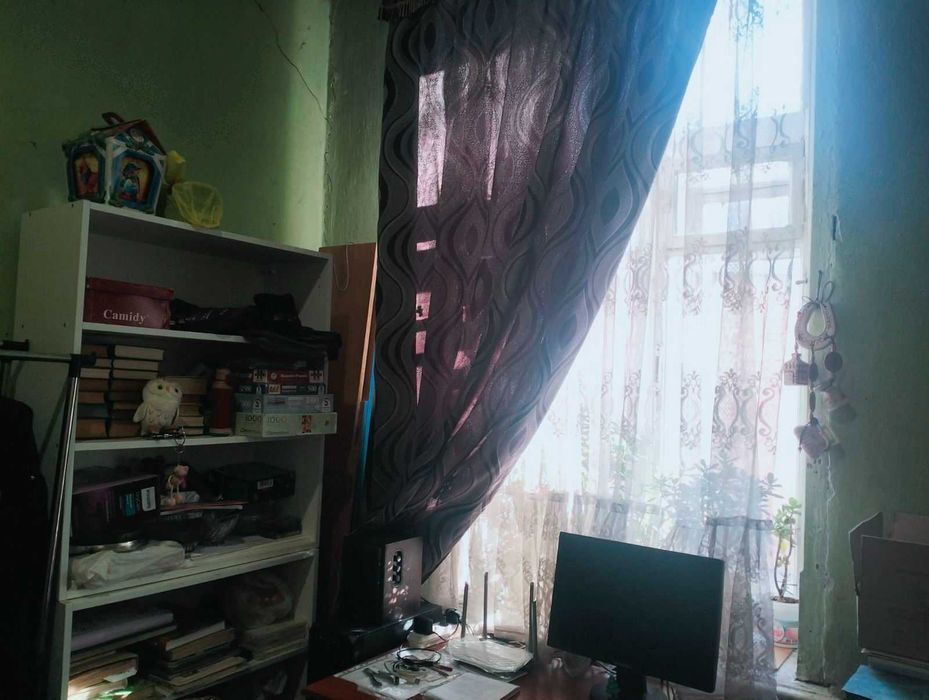 (3) Продам 3-кімнатну квартиру в Центрі 6352
