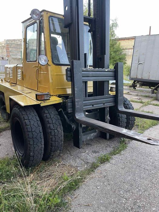 Продам погрузчик Львовский