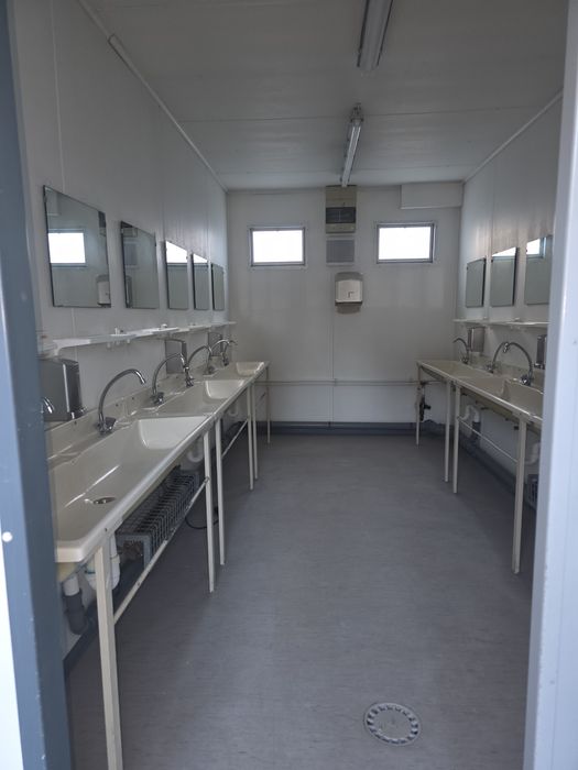 Kontener umywalnia sanitarny 6m