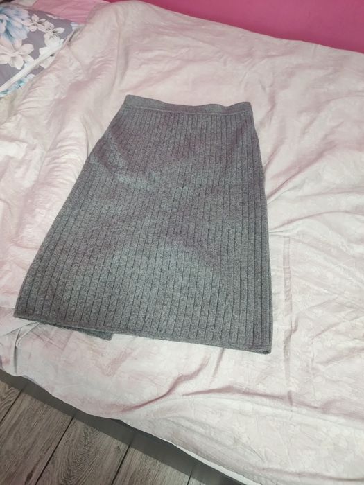 Damska ciepła spudnica