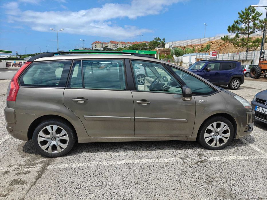 Citroen C4 - 7 Lugares