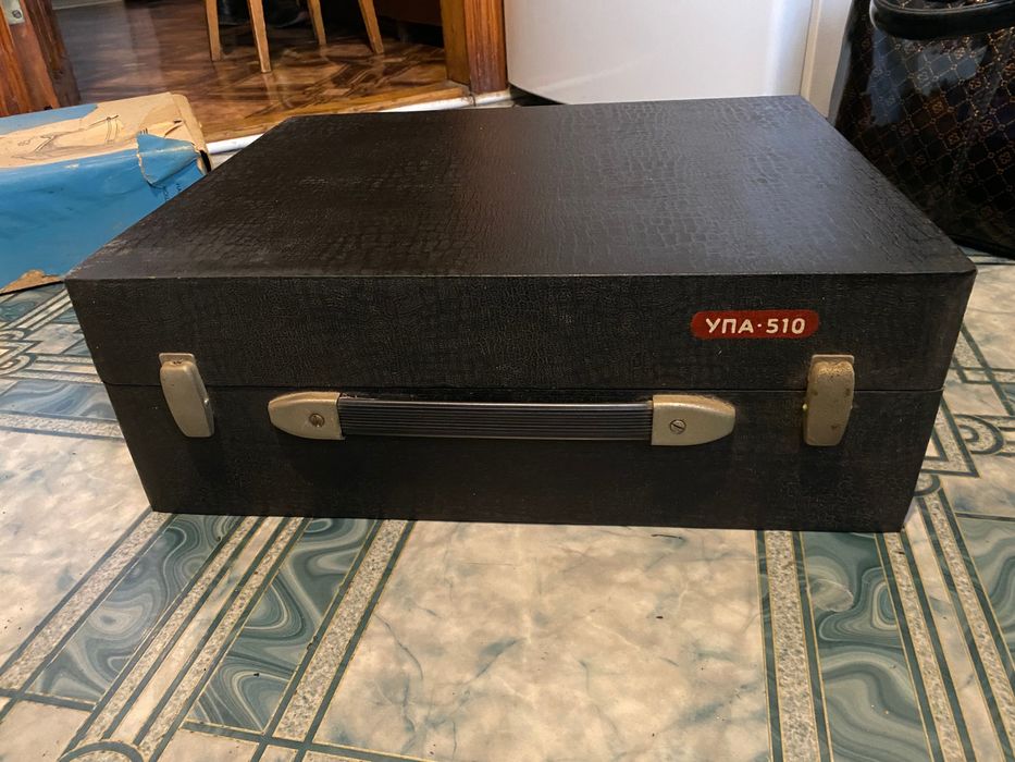 Фото техніка збільшувач портативний та сушарка