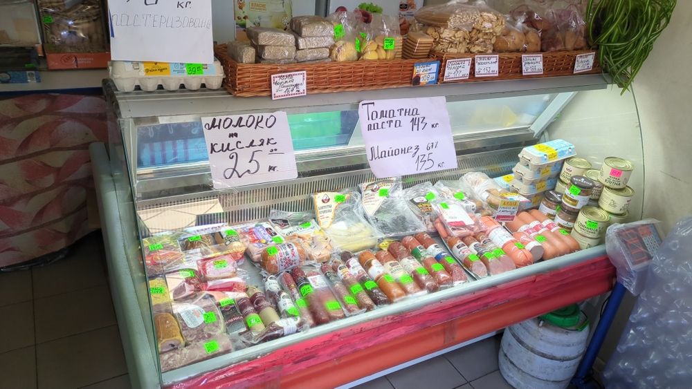 Продам холодильные витрины б/у