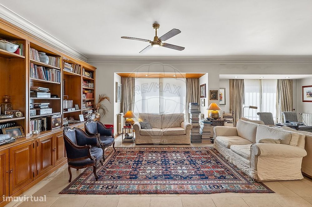 Apartamento T4 para venda