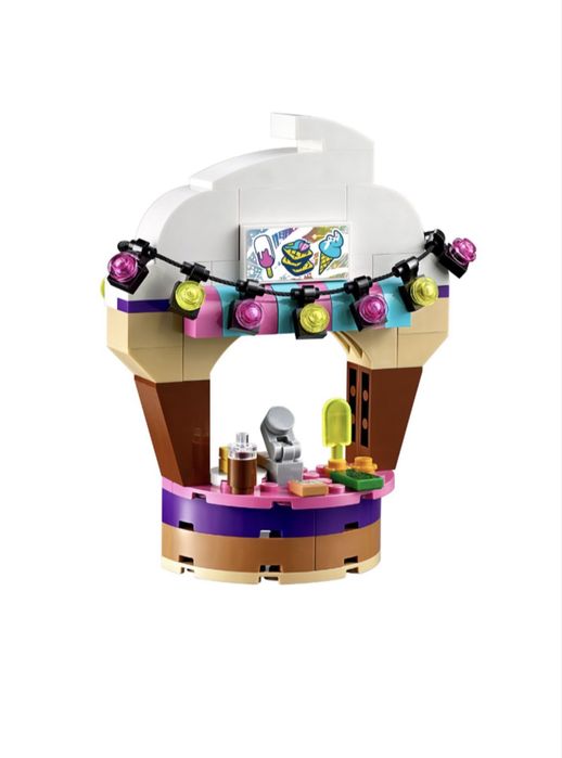 Конструктор Friends «Прибрежний парк розваг»,1266 деталей