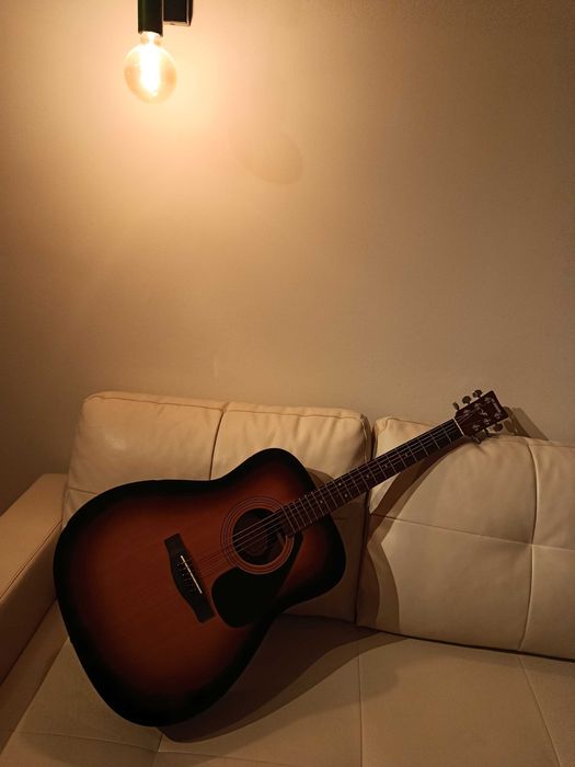Guitarra Yamaha F310 TBS - Como nova + Bag(Saco)