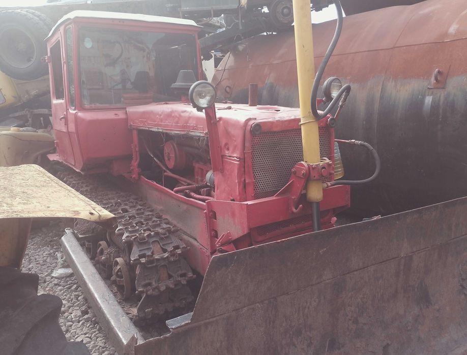 Продам трактор ДТ-75