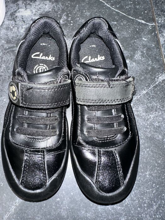 Взуття для хлопчика, clarks , adidas, chicco,tu. Кросівки, черевики