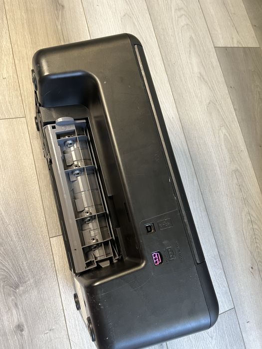 Принтер, сканер НР WIFI Deskjet F4580