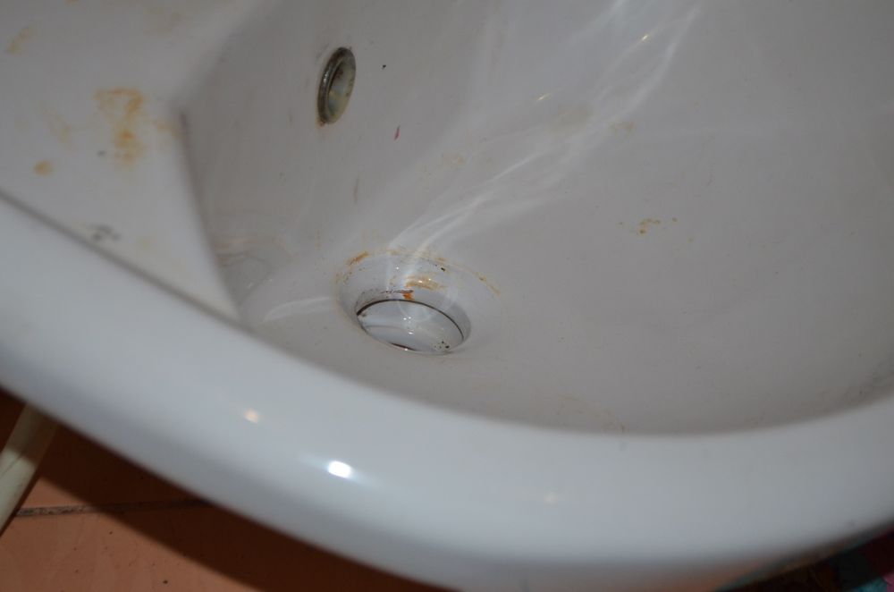 Раковина кераміка