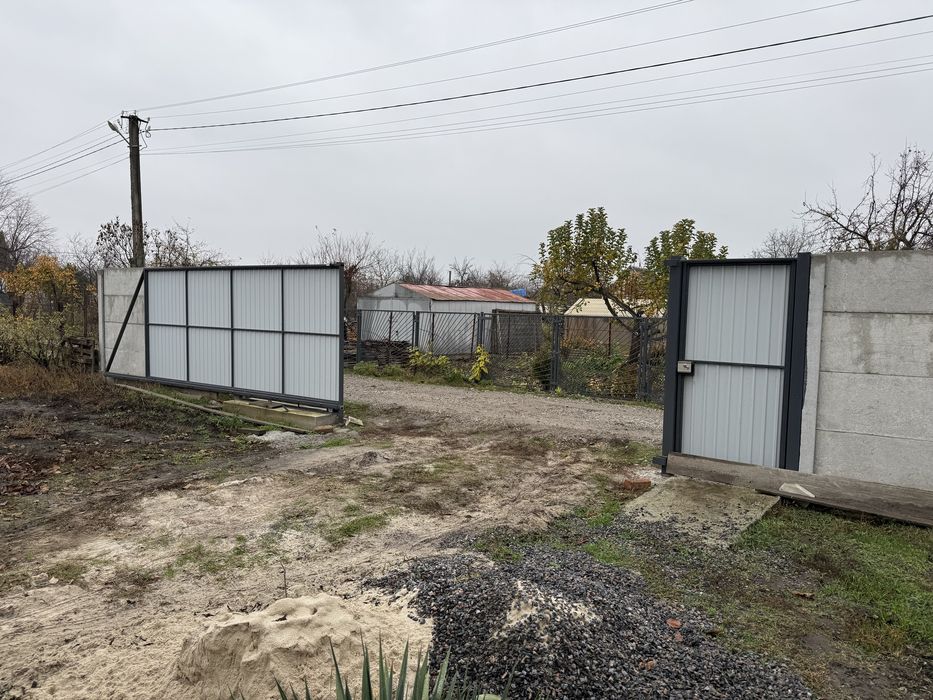 Продам жилую дачу в Песчанке