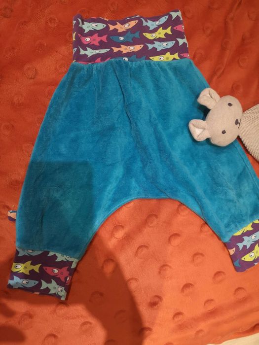 Scheenes-t-shirt.de spodnie alladynki niemowlęce 62/68 cm 3-6m.