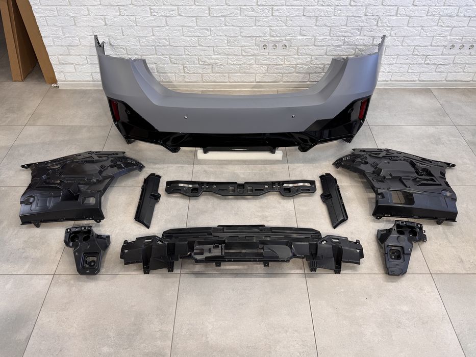 Обвес M пакет BMW 5 G60 2024+ передний задний бампер пороги