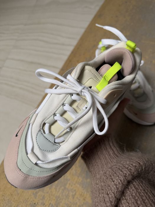 Nike Air Max Furyosa жіночі кросівки