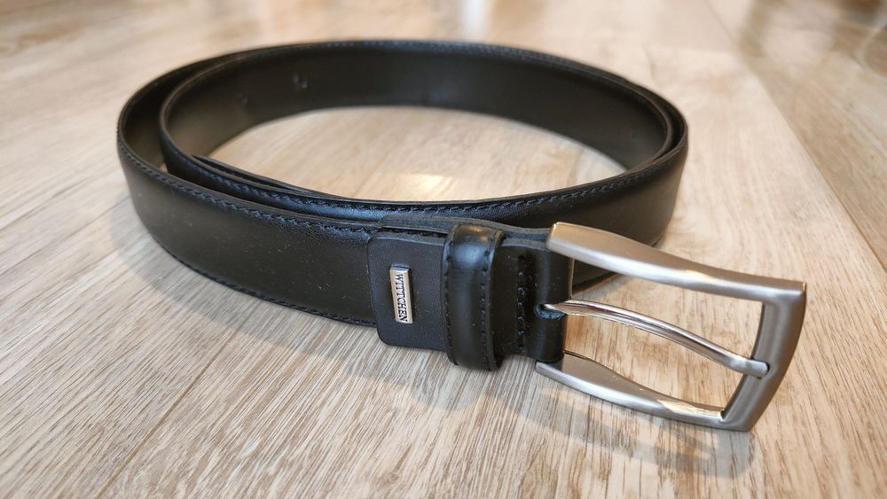 Garnitur męski na około 180 cm  nowy  markowy + gratisy 4F