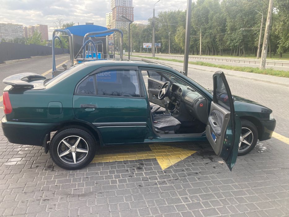 Продам автомобіль Mitsubishi Lanser 6
