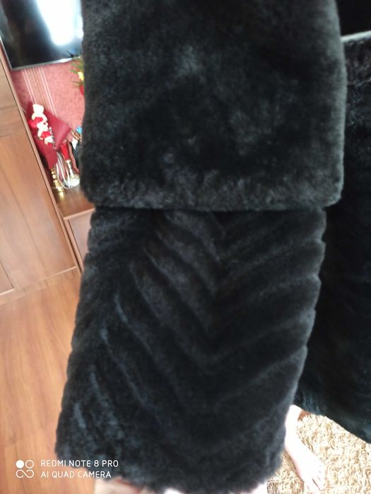 Продам мутоновую шубу