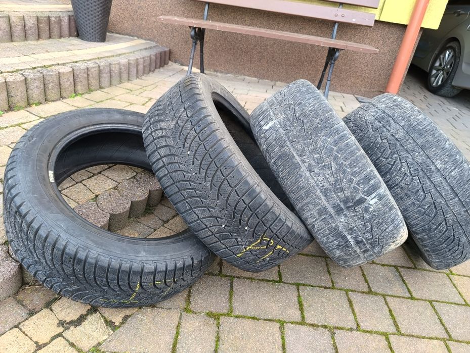 Opony zimowe 215/50/17 DOT3022 i DOT1421