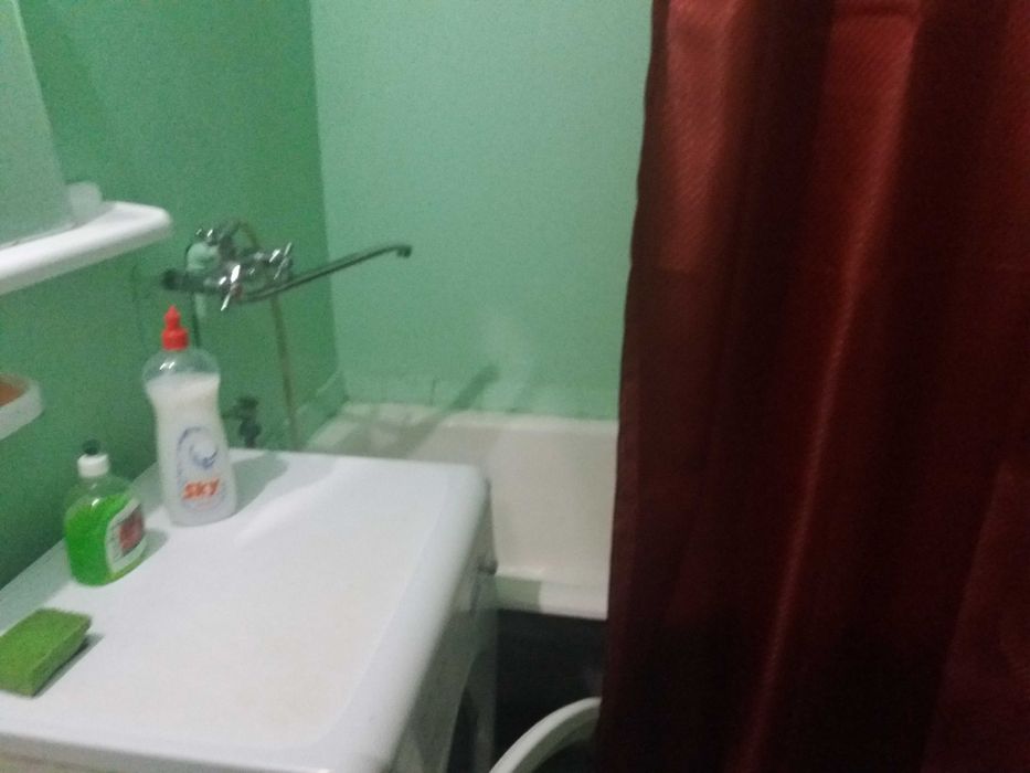 Посуточно можно месяц  два.5 спальних місць Киев КПИ 7 мин Охмадит