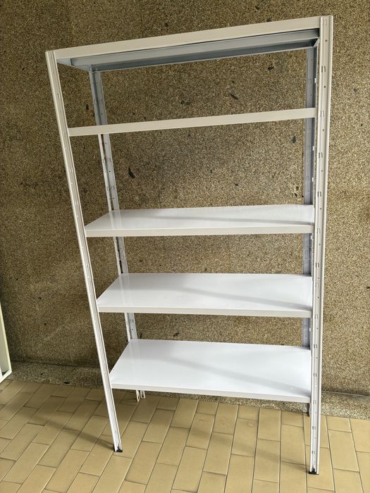 Estante metalica branca