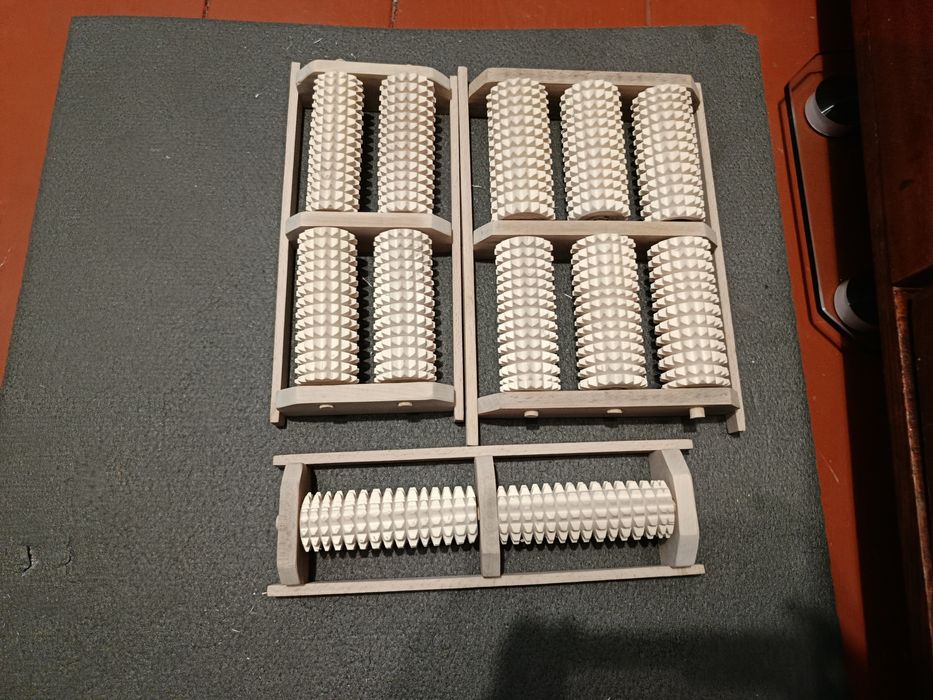 Масажери різної категорії,з дерева,ручної роботи