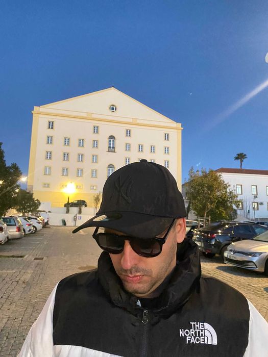 chapeu ny novo Preto e Cinza