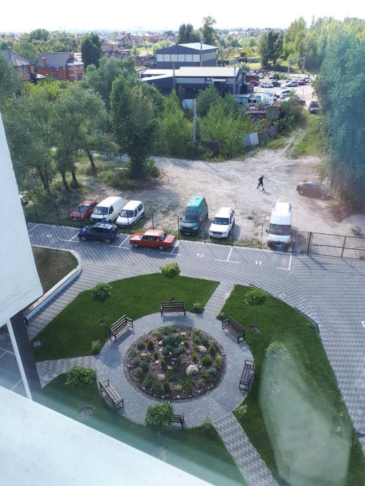 Продаж з ремонтом 1-кімнатна роздільна квартира Вул.Тодося Осьмачки 58а Троєщина новобудова своя котельня без відключень клубний дім Деснянський район