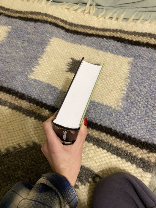 Париж Автор Едвард Резерфорд