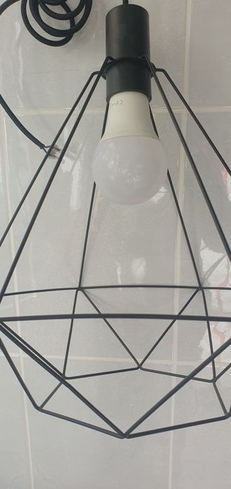 Candeeiro e lâmpada completo