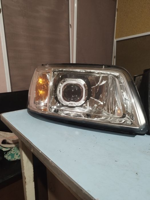 Лінзовані фари Т5 Multivan Caravelle VW T5
