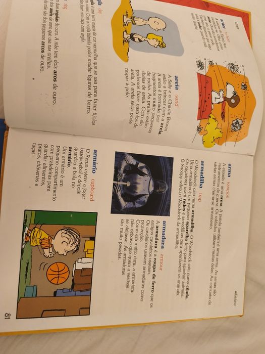 3 primeiros volumes do dicionário de Charlie Brown