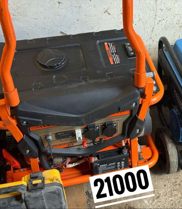 Генератор Kioto EG4400E