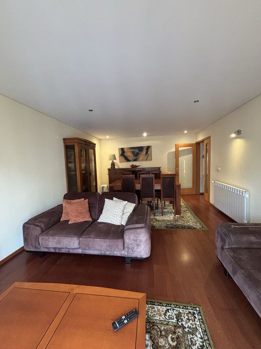 Apartamento T3 Oliveira Do Douro