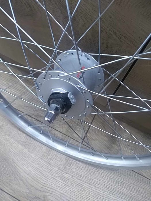 Koło z prądnicą shimano 20 cali