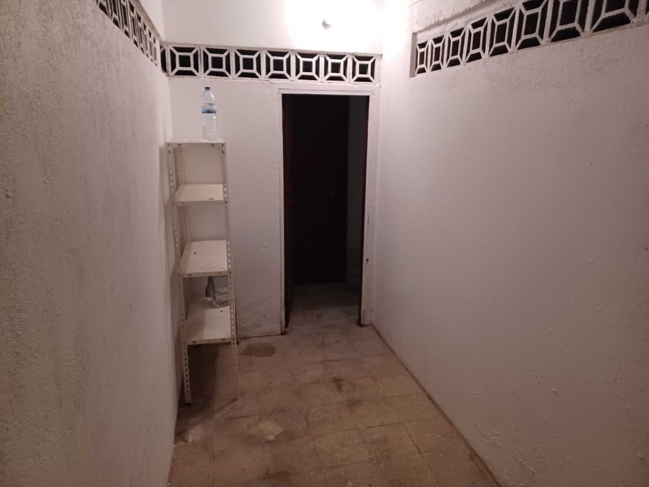 Arrecadação com 5.10 m2 - Faro