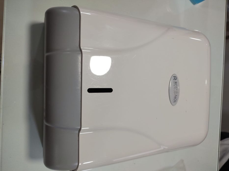 Desoensador de papel de mãos