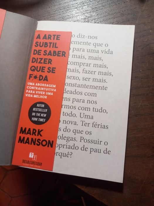 Livro  A Arte Subtil de Saber Dizer que se F*da