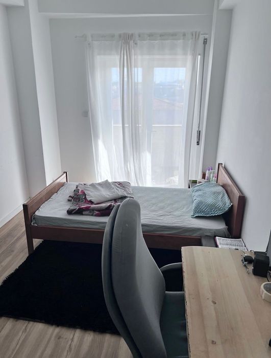 Aluguer Quarto Solteiro(a)