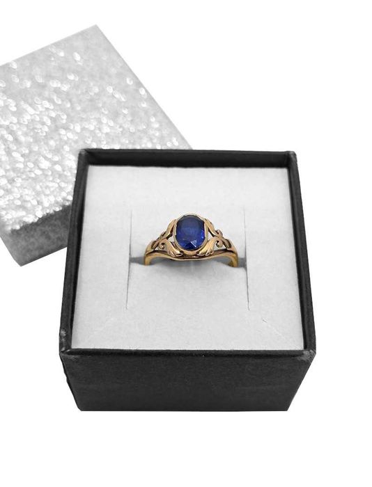 Złoty pierścionek 585p, 2,95g, r. 15